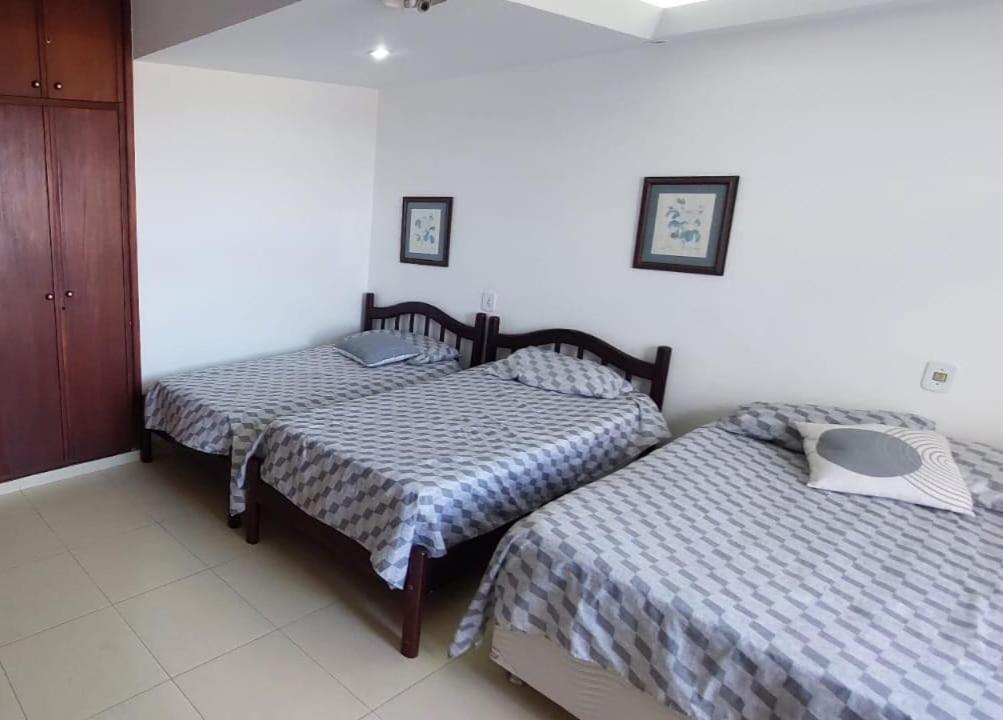Triplex Cabo Frio Apartment Екстериор снимка