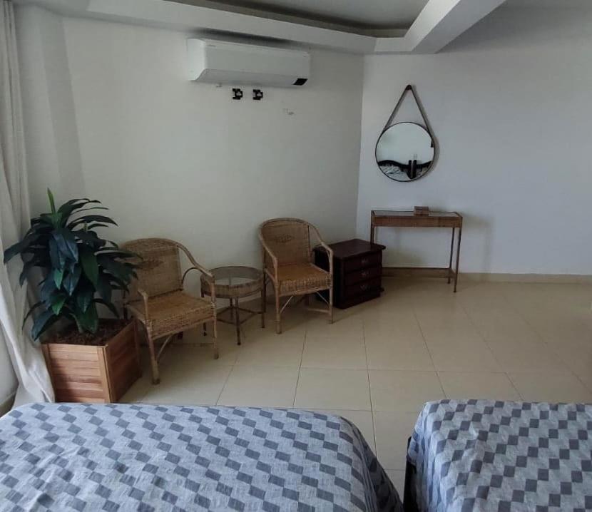 Triplex Cabo Frio Apartment Екстериор снимка