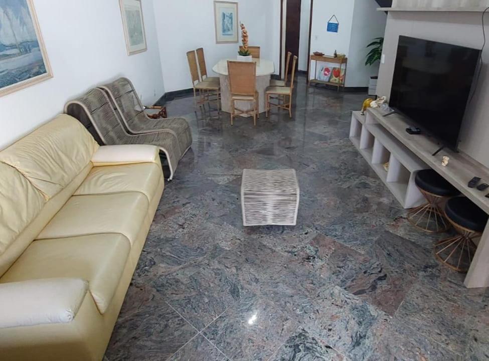 Triplex Cabo Frio Apartment Екстериор снимка